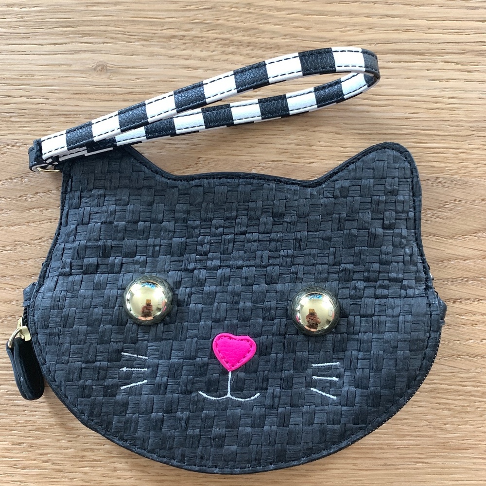 Luv Betsy Wrislet/Wallet